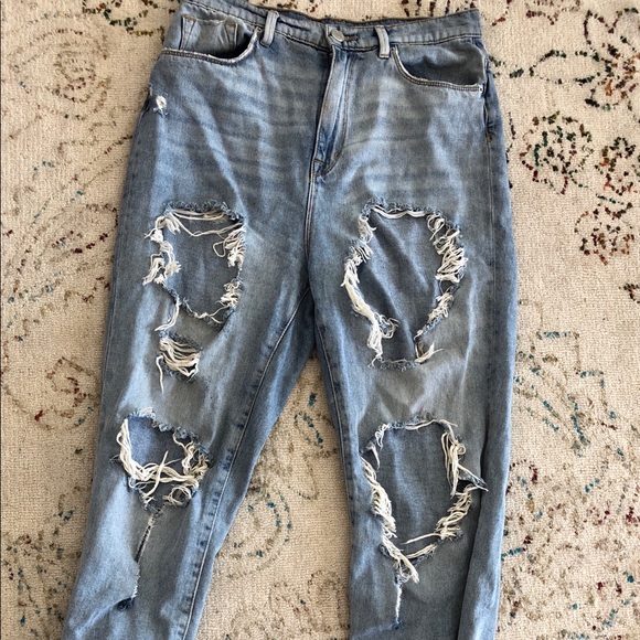 BDG Mom Destroyed Jean - Light Wash Size 29 - Picture 5 of 6
